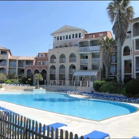 Appartement T2 - Bord De Mer - Piscine Six-Fours-les-Plages Kültér fotó