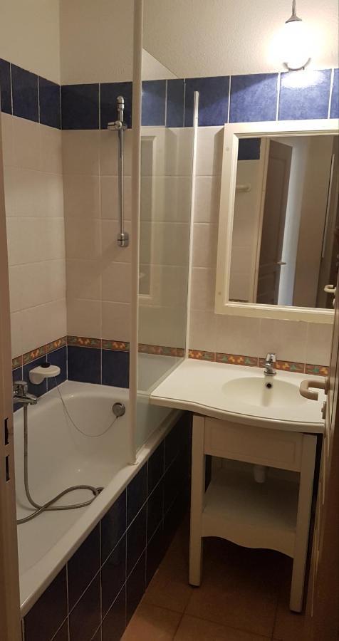 Appartement T2 - Bord De Mer - Piscine Six-Fours-les-Plages Kültér fotó